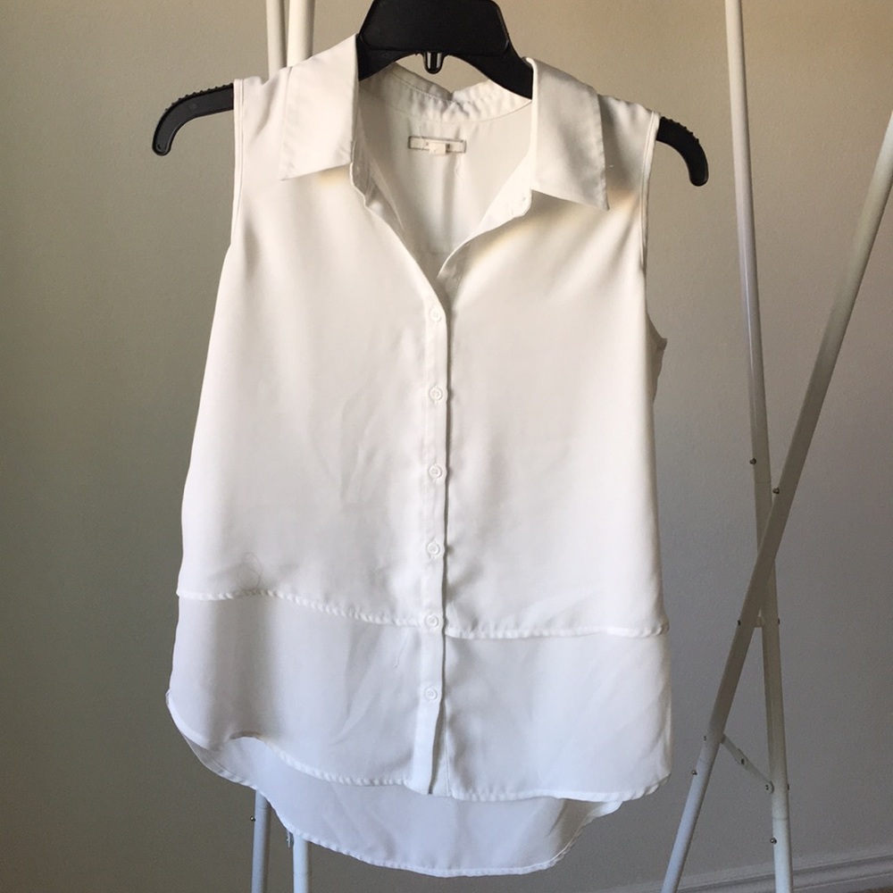 Sleeveless Shirt
